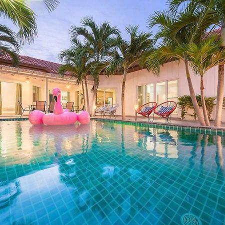 Majestic Residence Pool Villa 4 Bedrooms Private Beach Pattaya Exterior photo