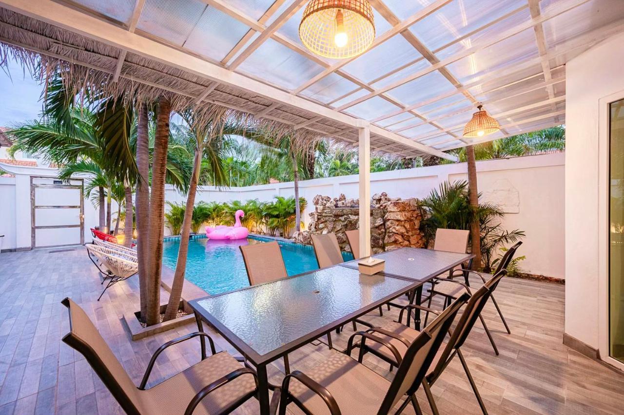 Majestic Residence Pool Villa 4 Bedrooms Private Beach Pattaya Exterior photo