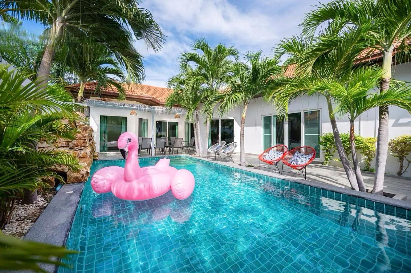 Majestic Residence Pool Villa 4 Bedrooms Private Beach Pattaya Exterior photo